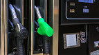 Gasolina sobe pelo 6º mês seguido e fica 42% mais cara em 1 ano Gasolina sobe pelo 6º mês seguido e fica 42% mais cara em 1 ano