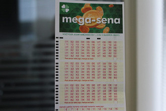 Cartela para apostar na Mega-Sena, com números de 01 a 60. Créditos: Divulgação/M3 Mídia.