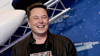 Elon Musk compra 9% do Twitter; ações da rede social disparam
