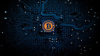 Bitcoin (BTC) sofre correção mas volta a se valorizar em abril